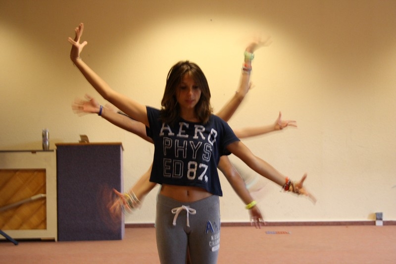 Village Camps International Summer Camp Leysin, Switzerland 2026-08-15 https://www.villagecamps.com/journals_admin/images/714-20-dance (17).jpg